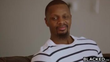 Hot lesbos going on a picnic